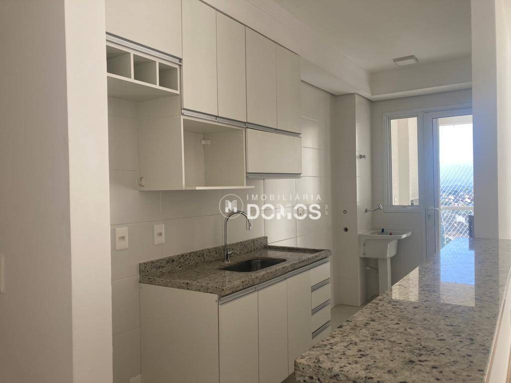 Apartamento à venda com 2 quartos, 80m² - Foto 3