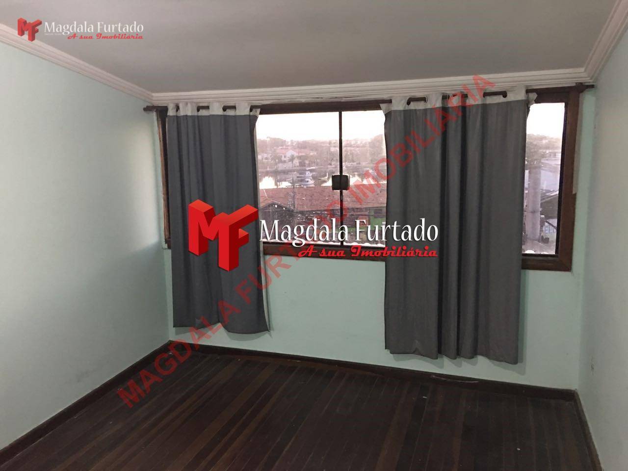 Casa à venda com 2 quartos, 10m² - Foto 19