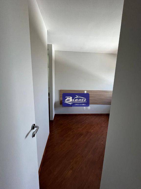 Apartamento para alugar com 3 quartos, 69m² - Foto 15