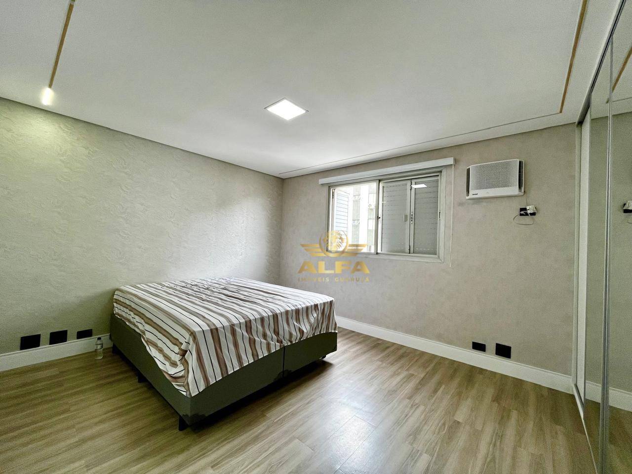 Apartamento à venda com 4 quartos, 240m² - Foto 28