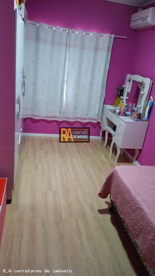 Casa à venda com 1 quarto, 300m² - Foto 7