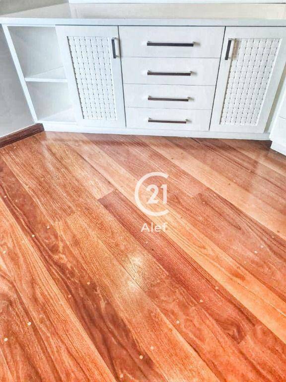 Apartamento à venda com 3 quartos, 114m² - Foto 7