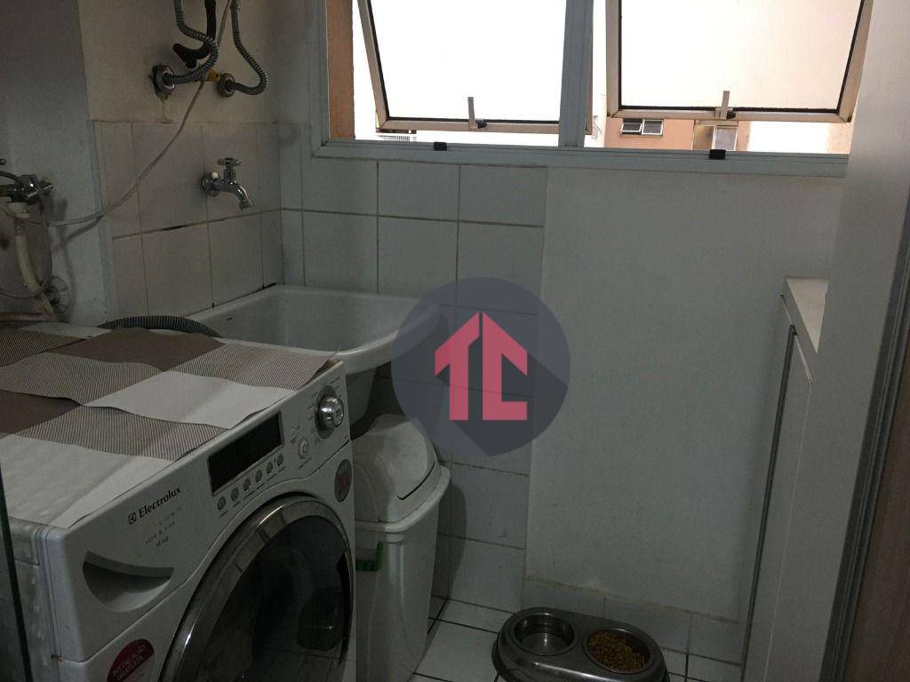 Apartamento à venda com 3 quartos, 76m² - Foto 10