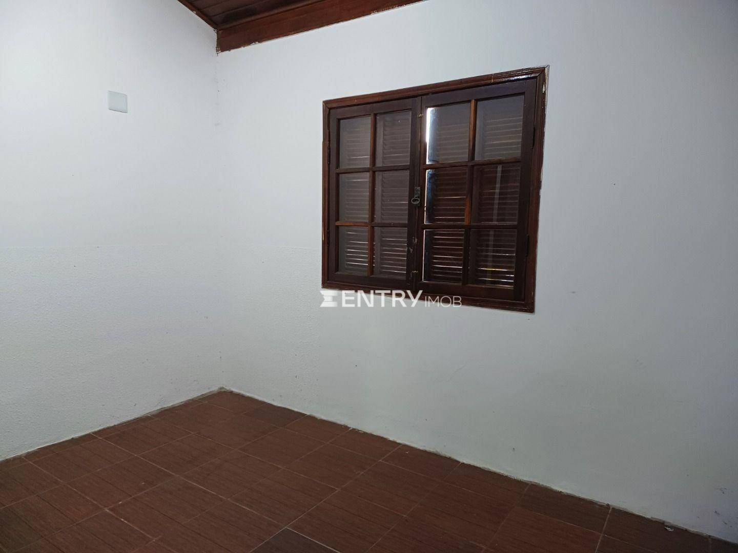 Casa à venda com 3 quartos, 100m² - Foto 17