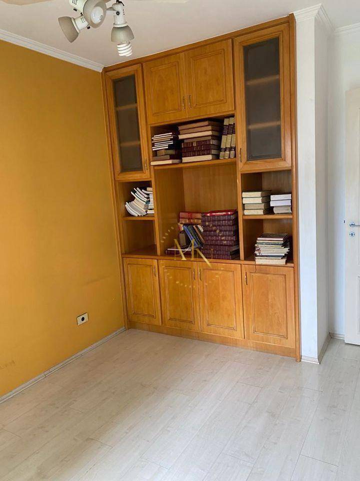 Apartamento à venda com 3 quartos, 134m² - Foto 11