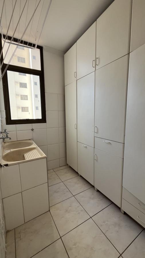 Apartamento à venda com 3 quartos, 143m² - Foto 32