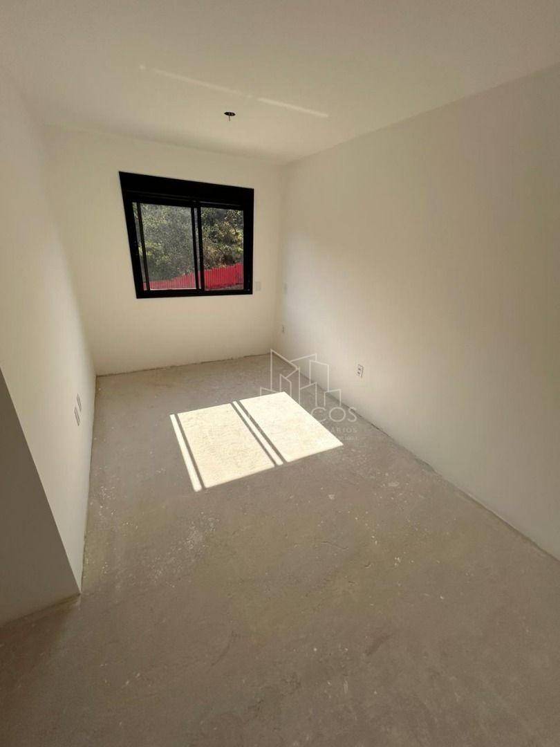 Apartamento à venda com 3 quartos, 95m² - Foto 10