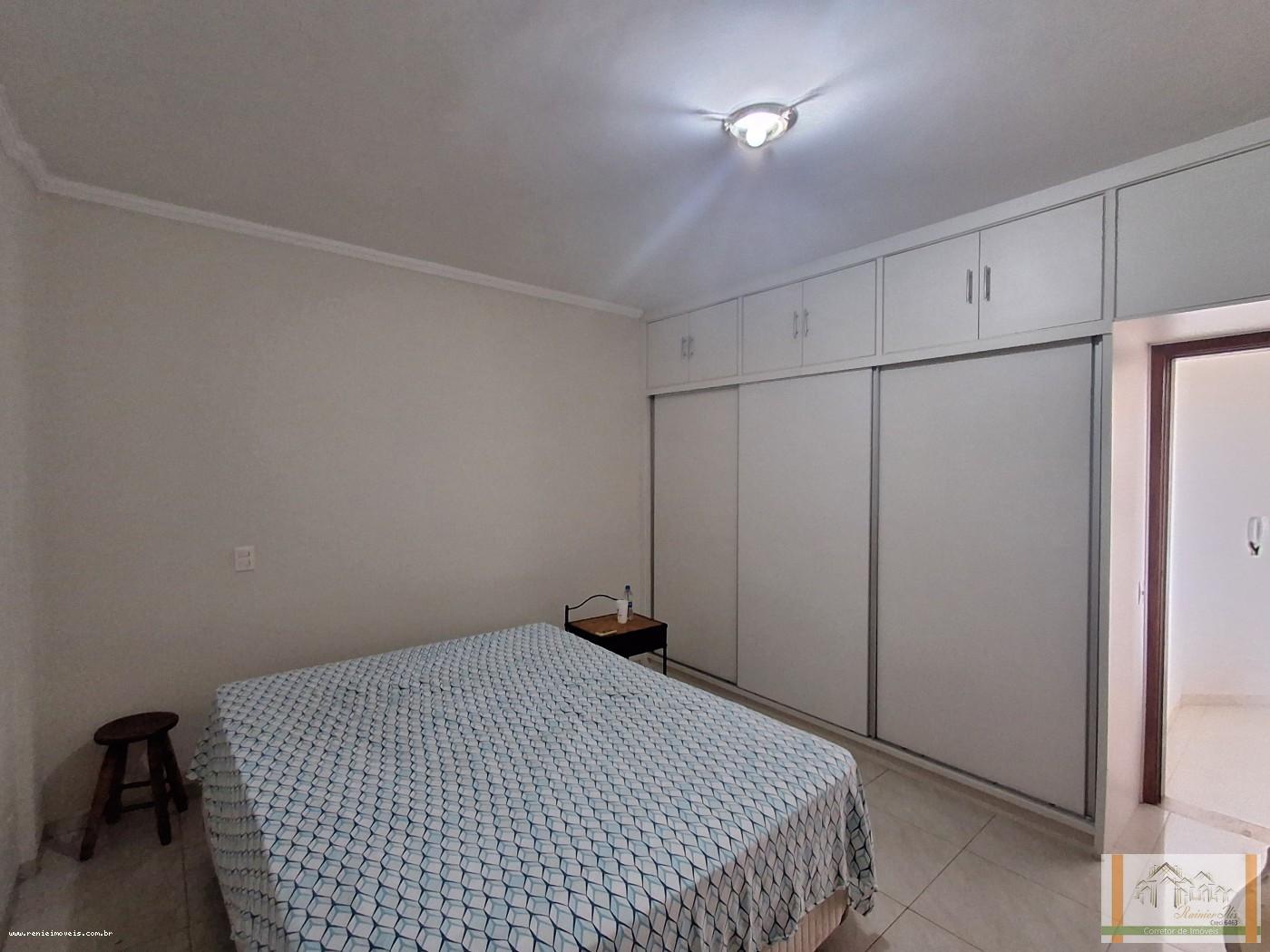 Sobrado à venda com 3 quartos, 409m² - Foto 12