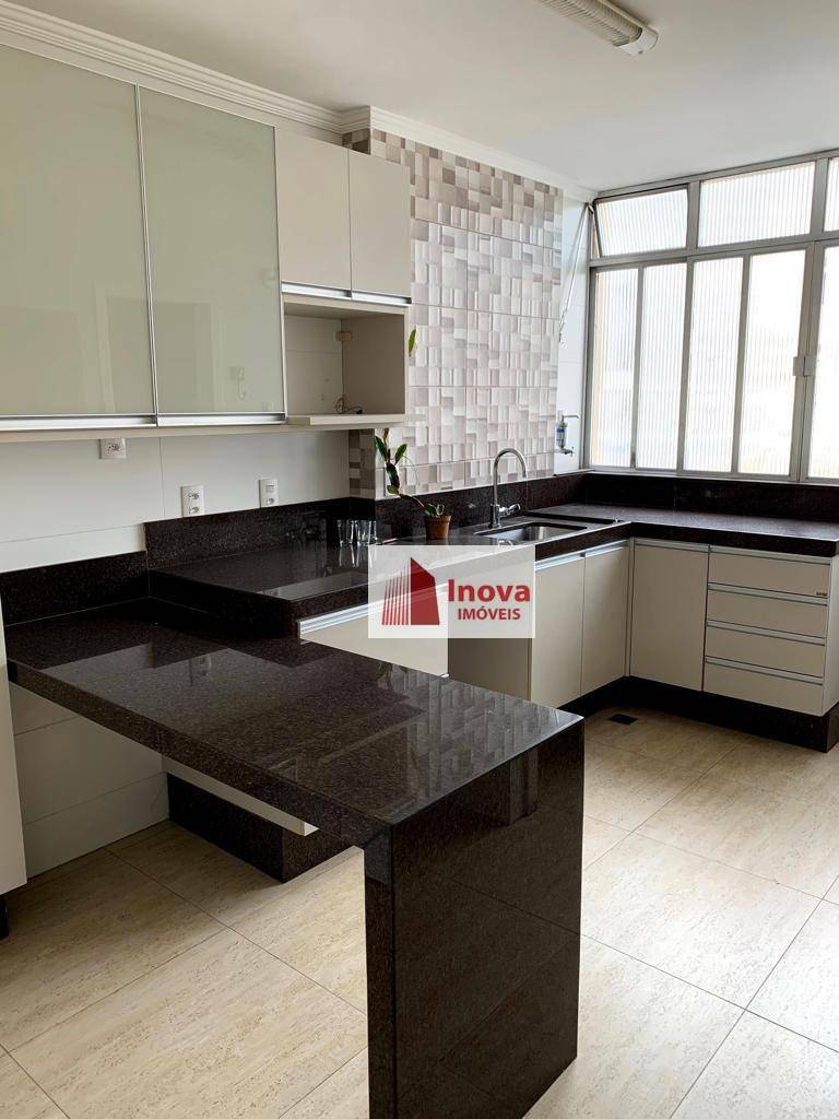 Apartamento à venda com 3 quartos, 134m² - Foto 18