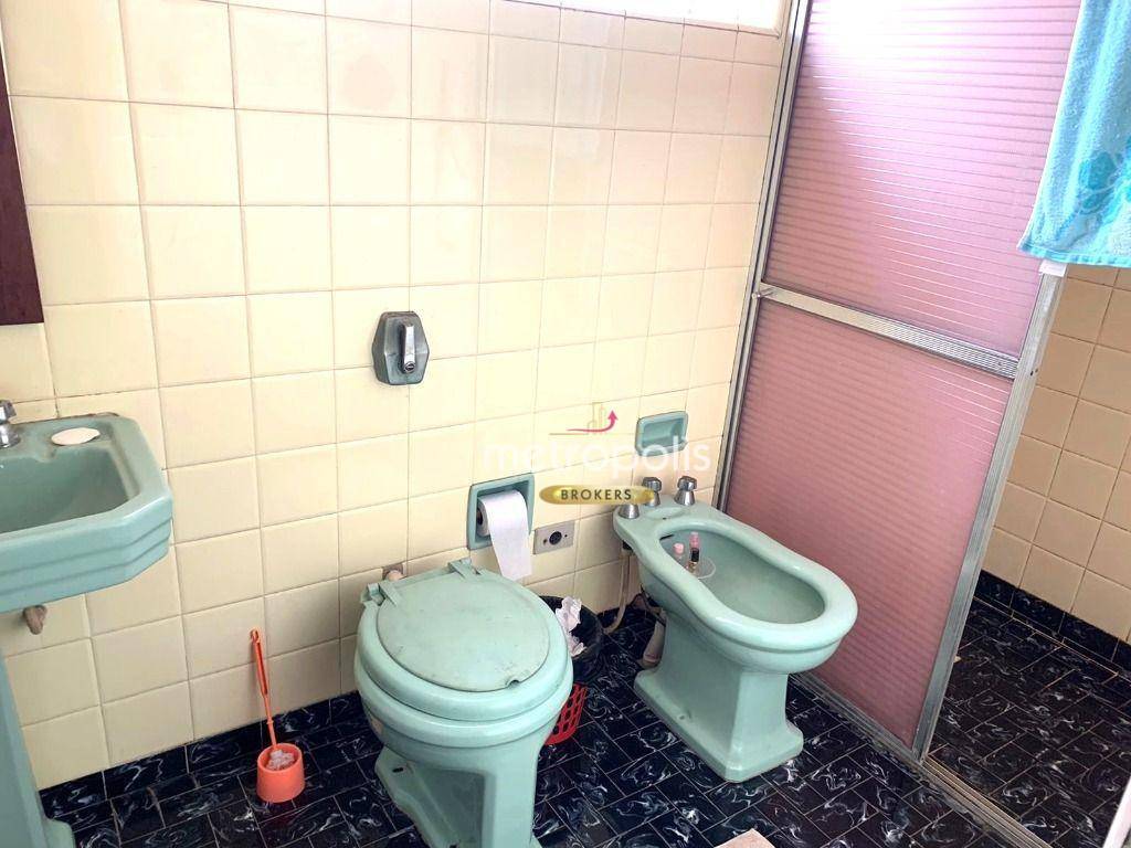 Sobrado à venda com 4 quartos, 300m² - Foto 11