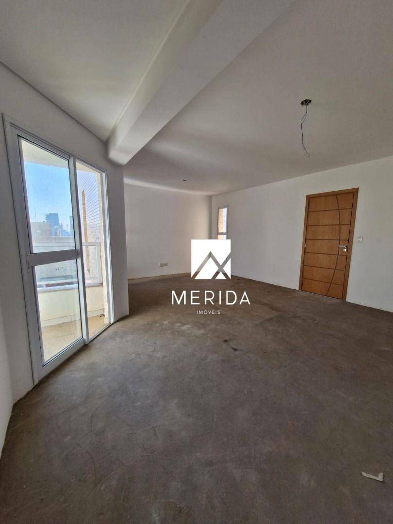 Apartamento à venda com 3 quartos, 127m² - Foto 1
