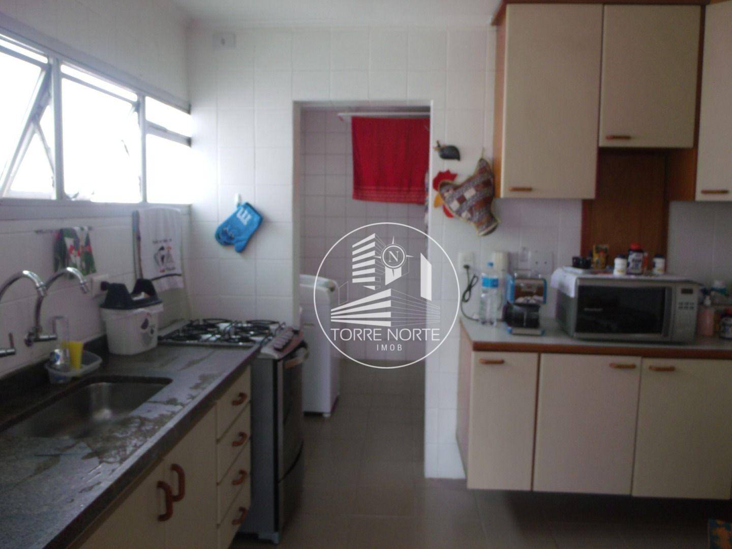 Apartamento à venda com 3 quartos, 106m² - Foto 8