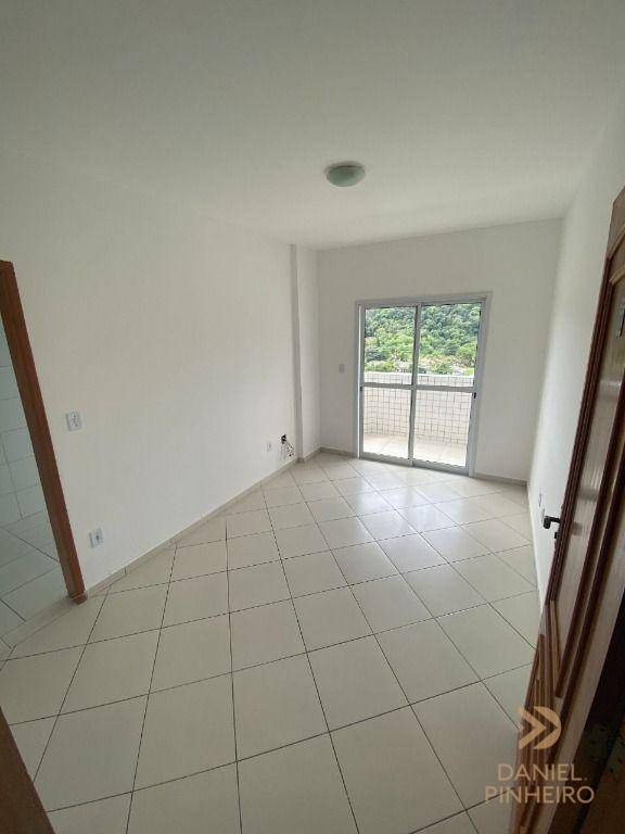 Apartamento à venda com 2 quartos, 62m² - Foto 3