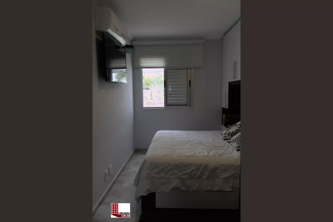 Apartamento à venda com 2 quartos, 75m² - Foto 2