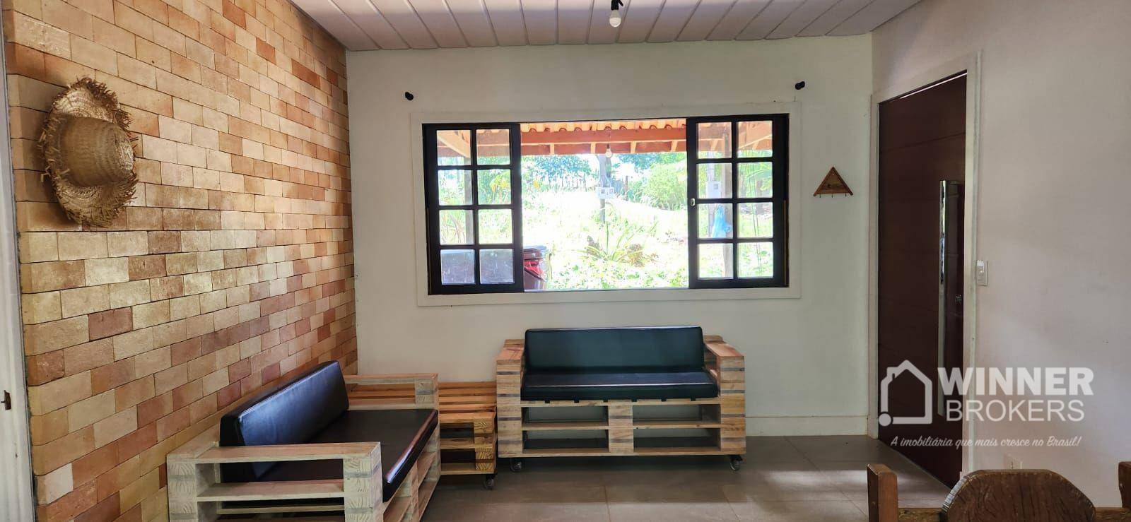 Chácara à venda com 4 quartos, 210m² - Foto 9