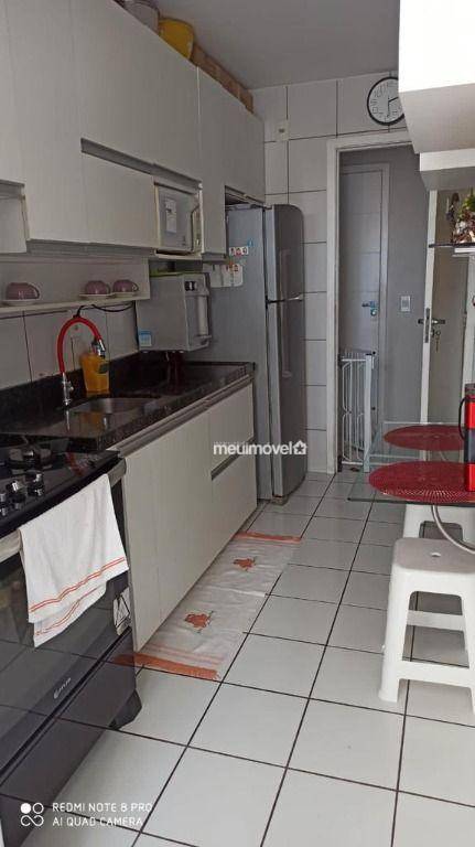 Apartamento para alugar com 3 quartos, 97m² - Foto 18