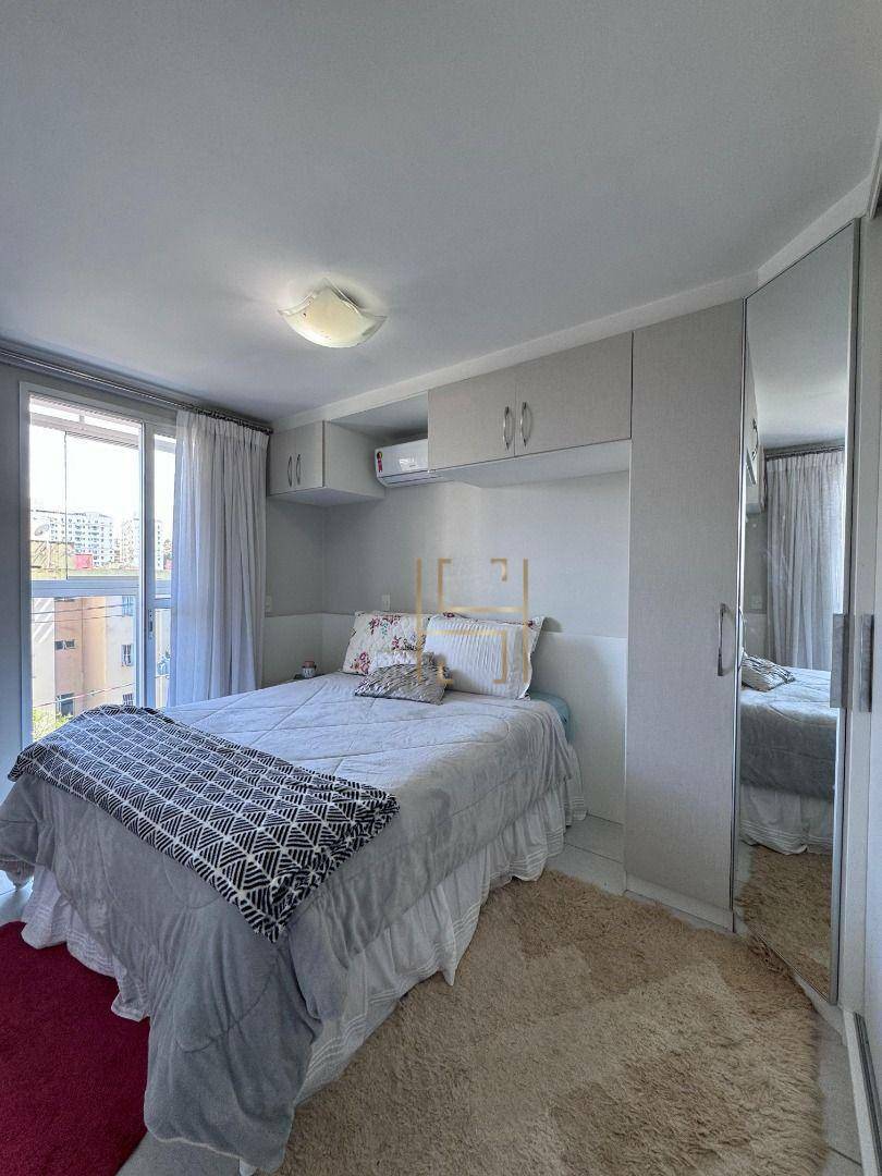 Apartamento à venda com 2 quartos, 77m² - Foto 5