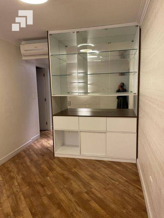 Apartamento à venda com 3 quartos, 85m² - Foto 2