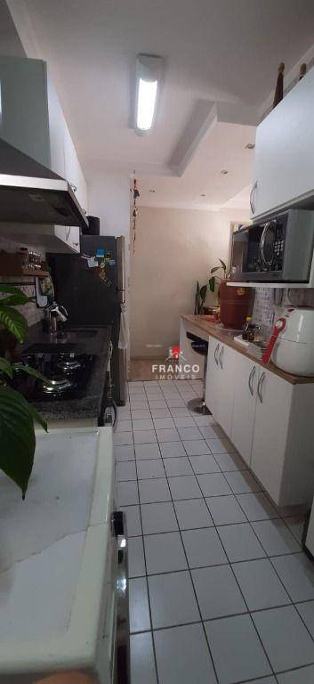 Apartamento à venda com 3 quartos, 70m² - Foto 13