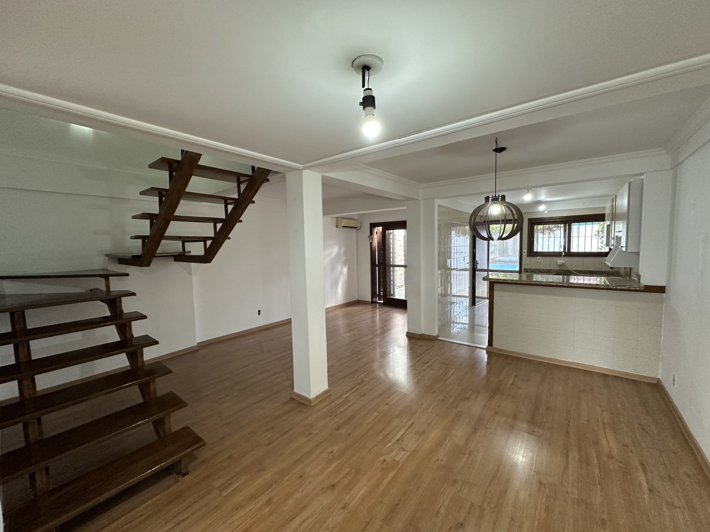 Casa de Condomínio à venda com 3 quartos, 186m² - Foto 4