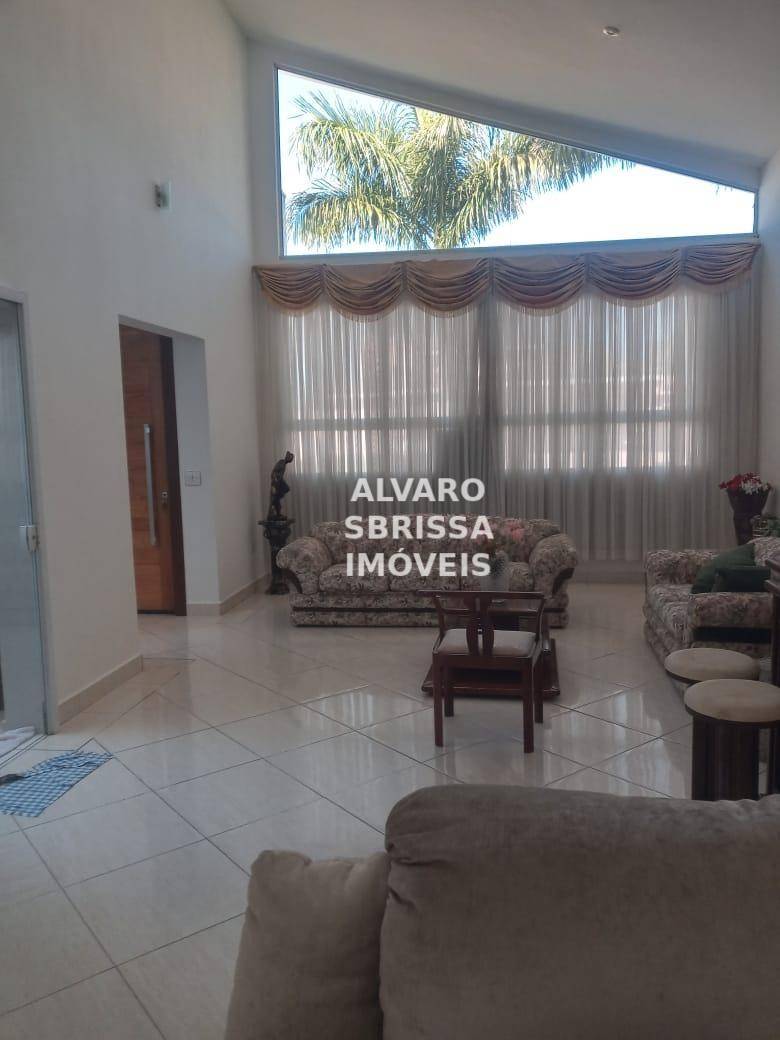 Casa de Condomínio à venda com 3 quartos, 540m² - Foto 5