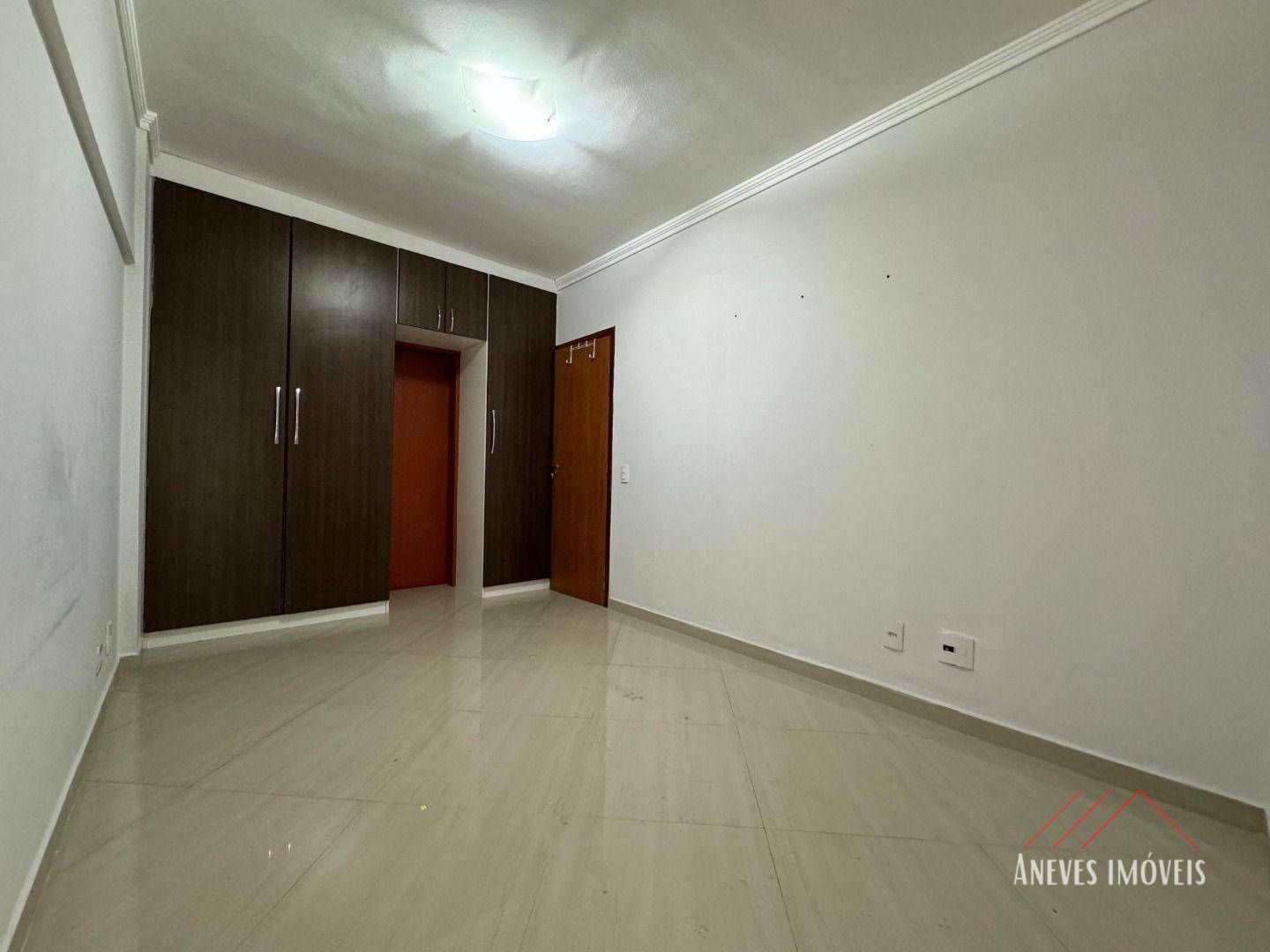 Apartamento para alugar com 3 quartos, 94m² - Foto 17