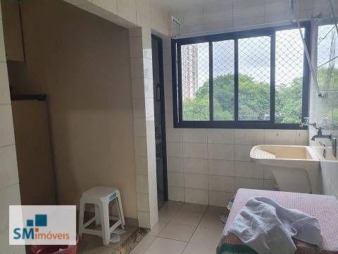 Apartamento à venda com 3 quartos, 123m² - Foto 3