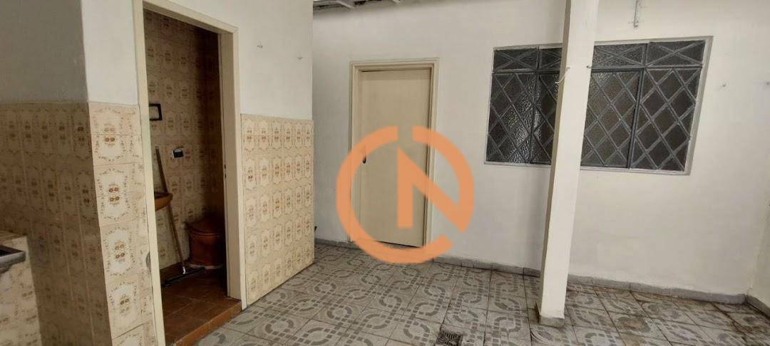 Sobrado à venda e aluguel com 2 quartos, 168m² - Foto 10