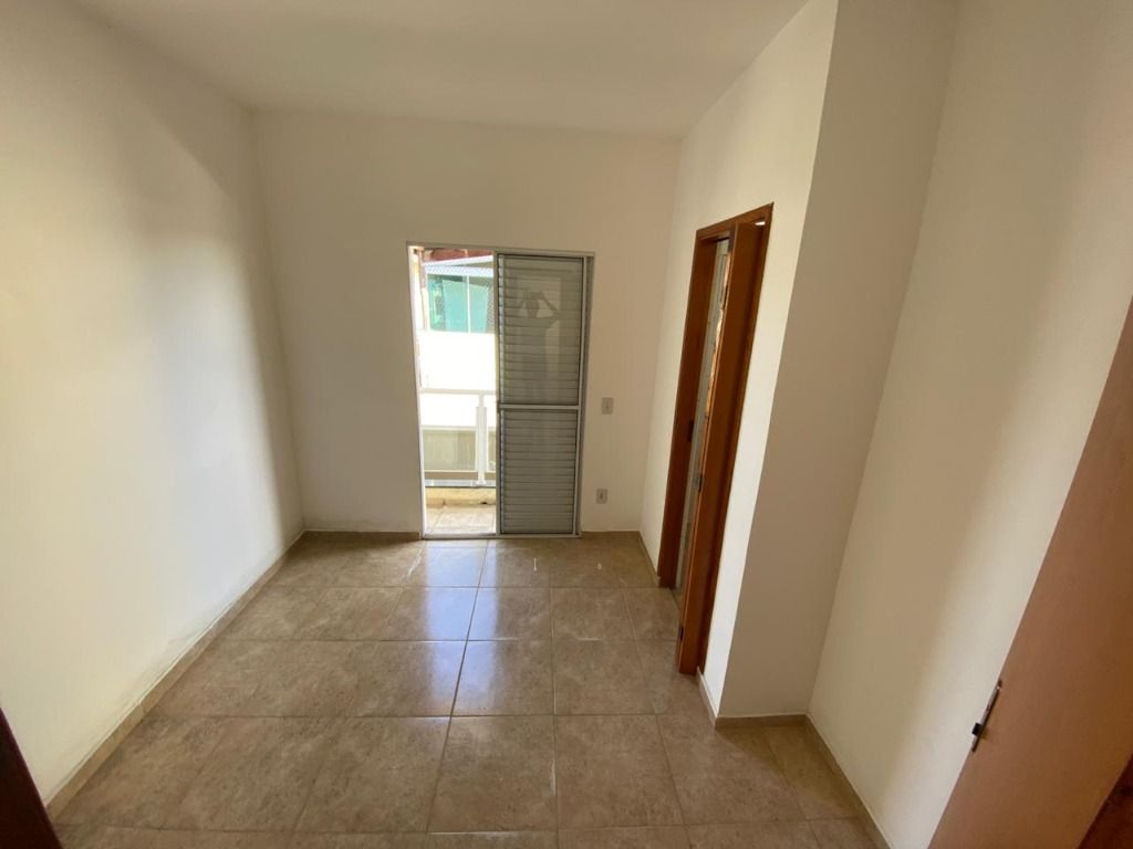 Sobrado à venda com 2 quartos, 60m² - Foto 8