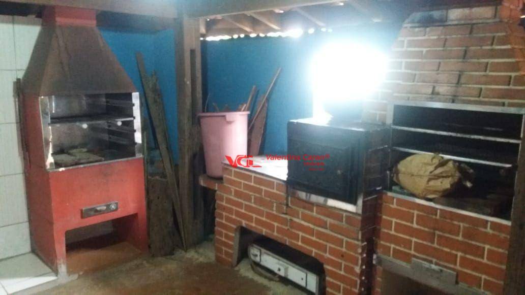 Chácara à venda com 3 quartos, 400m² - Foto 2