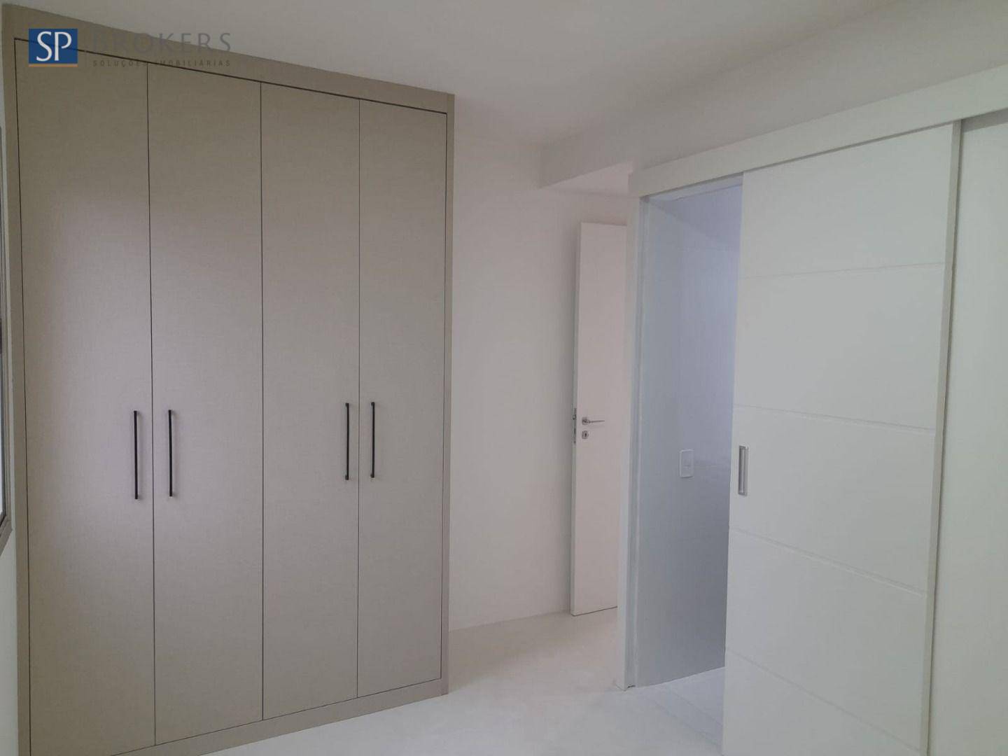 Apartamento à venda com 4 quartos, 104m² - Foto 11