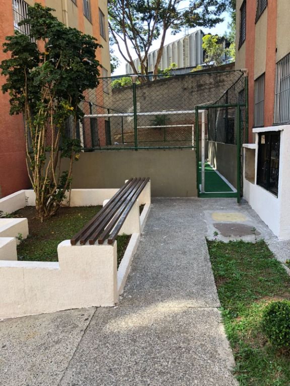 Apartamento à venda com 3 quartos, 47m² - Foto 9