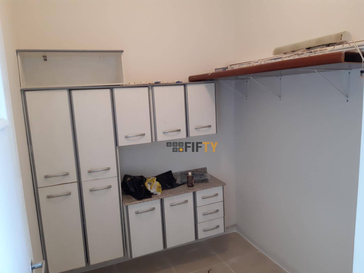 Apartamento para alugar com 3 quartos, 110m² - Foto 19