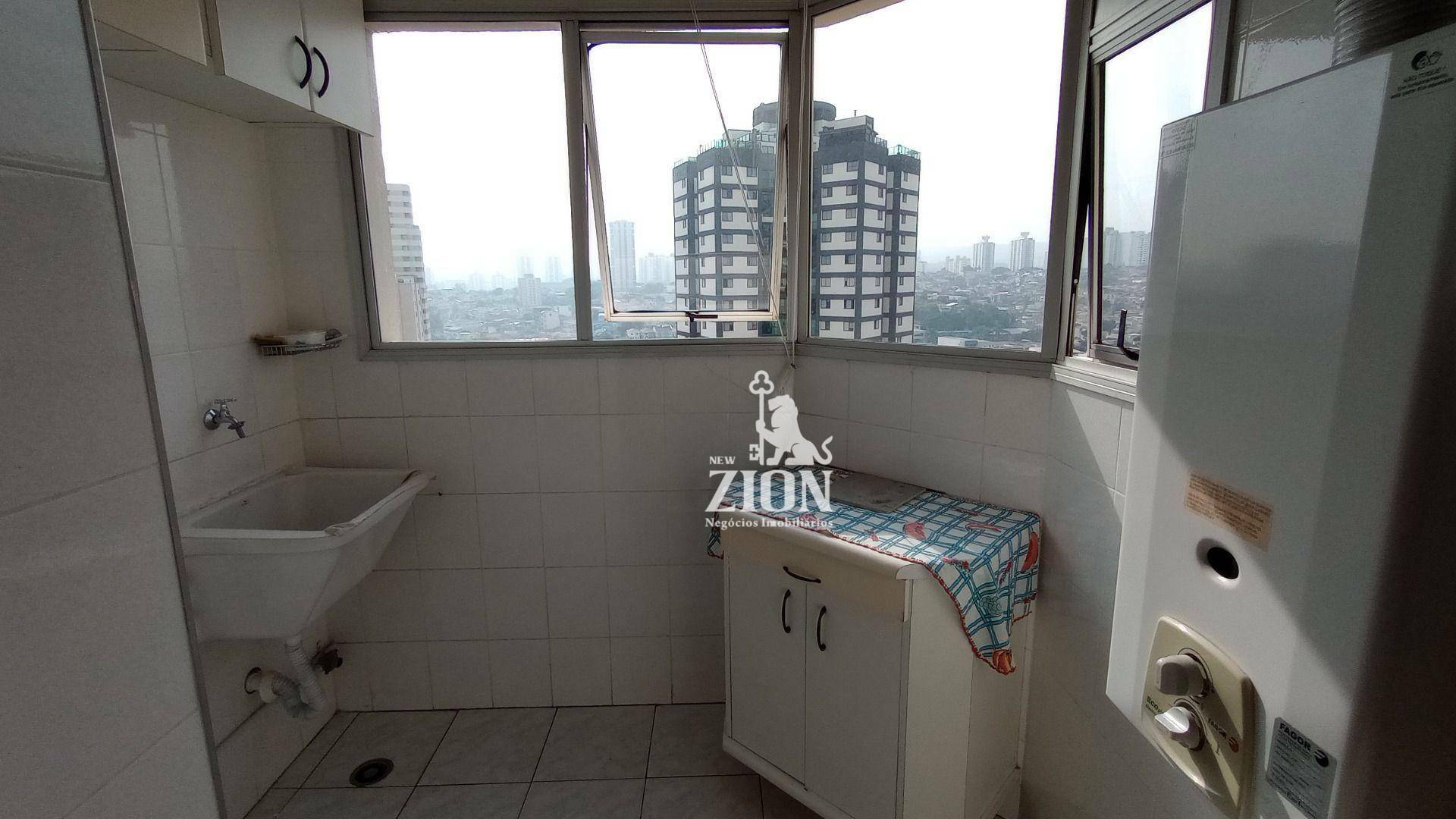 Apartamento à venda com 3 quartos, 75m² - Foto 25