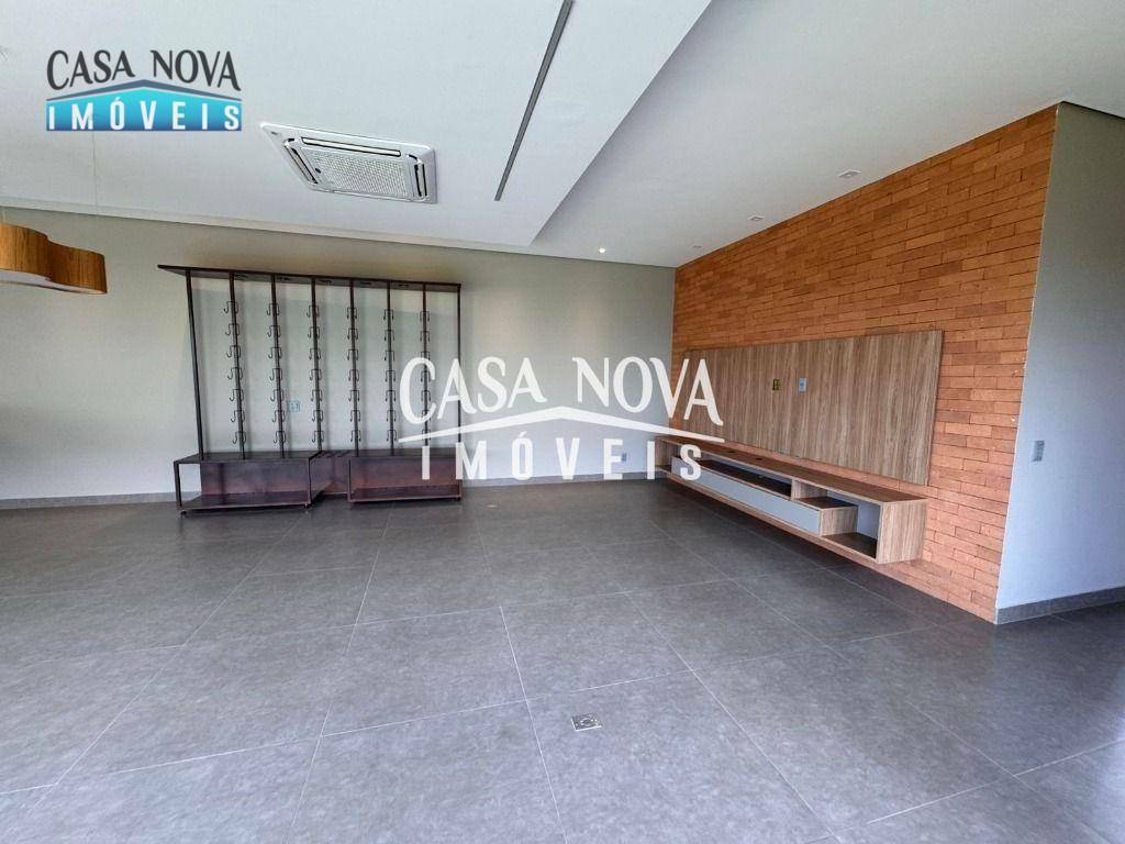 Casa de Condomínio para alugar com 4 quartos, 396m² - Foto 5