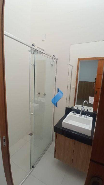 Casa de Condomínio à venda com 3 quartos, 197m² - Foto 18