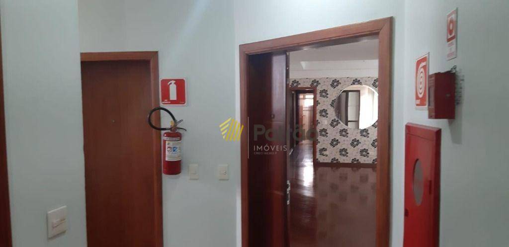 Apartamento à venda com 3 quartos, 130m² - Foto 13