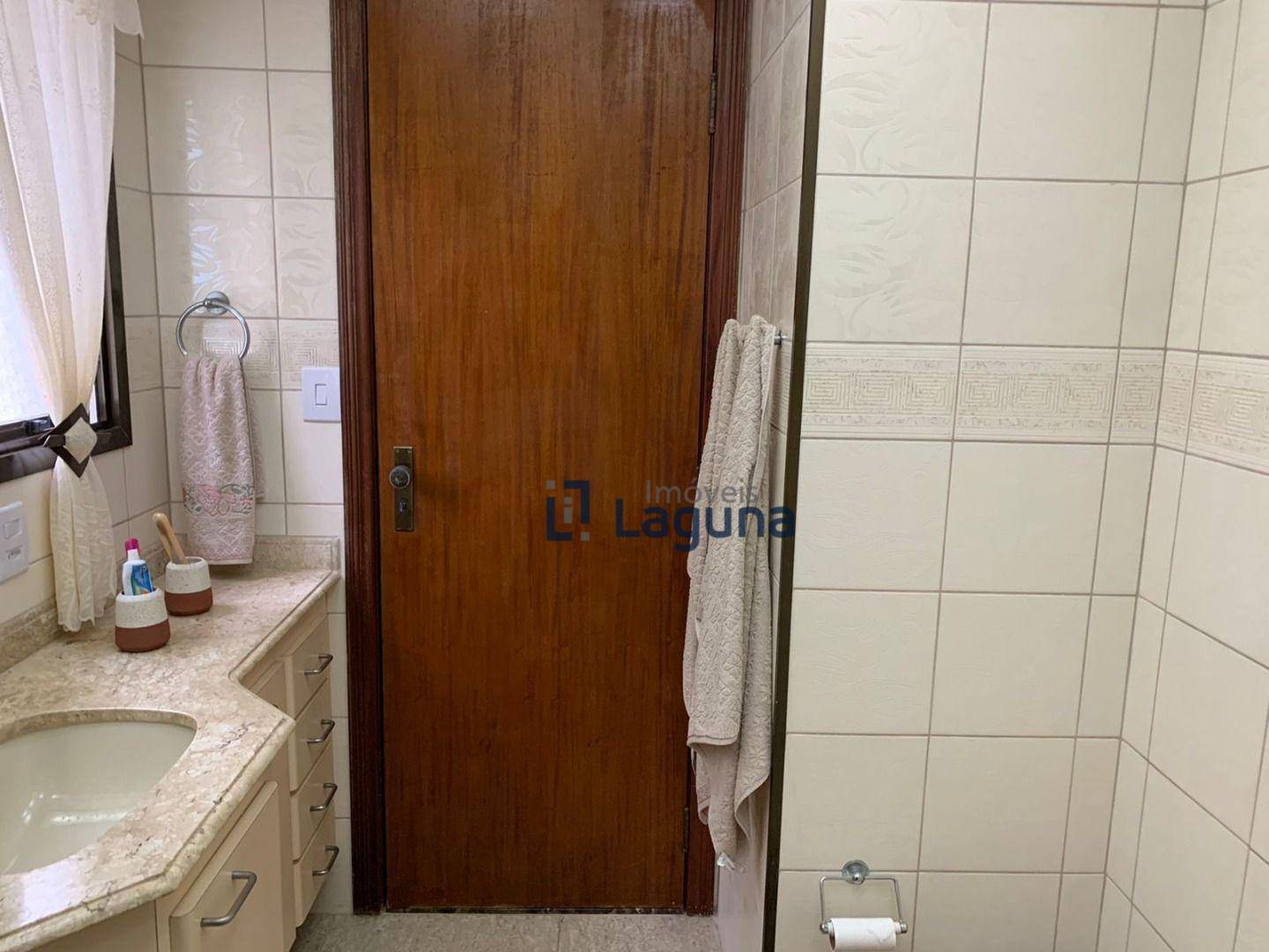 Apartamento à venda com 4 quartos, 136m² - Foto 28