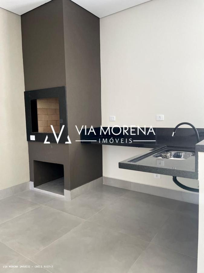 Casa à venda com 3 quartos, 180m² - Foto 3