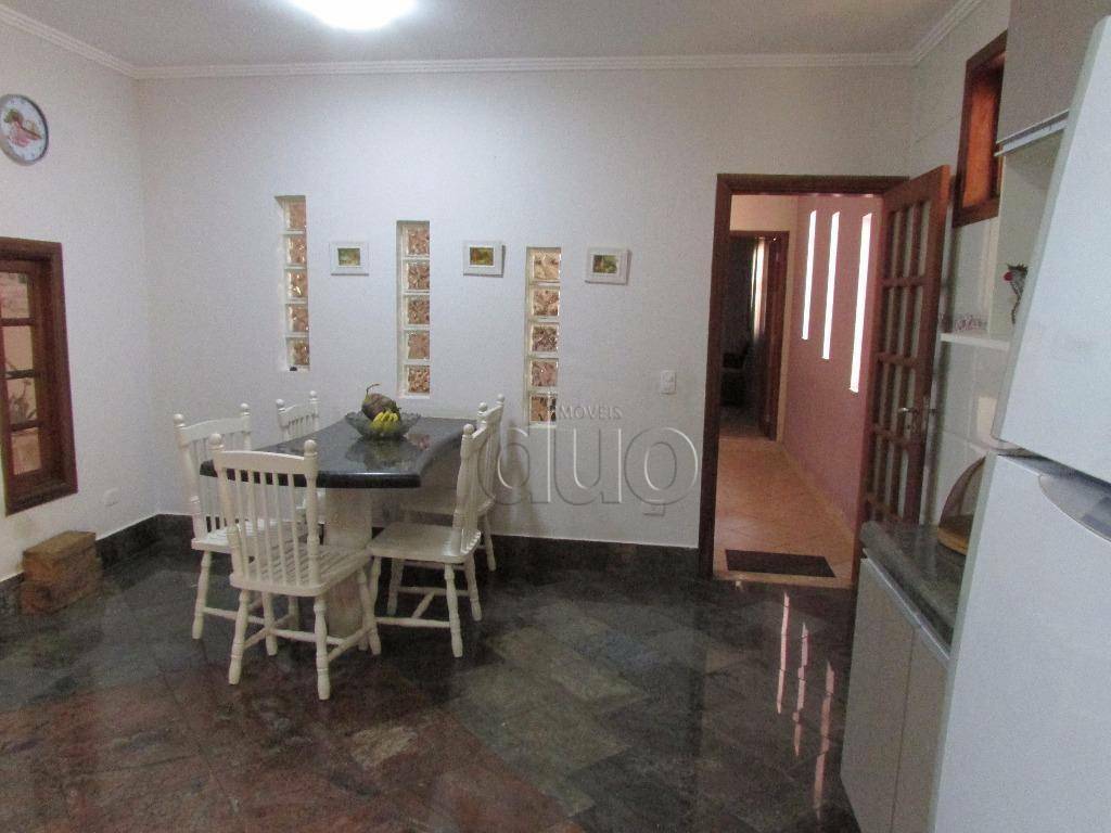 Casa à venda e aluguel com 3 quartos, 348m² - Foto 42