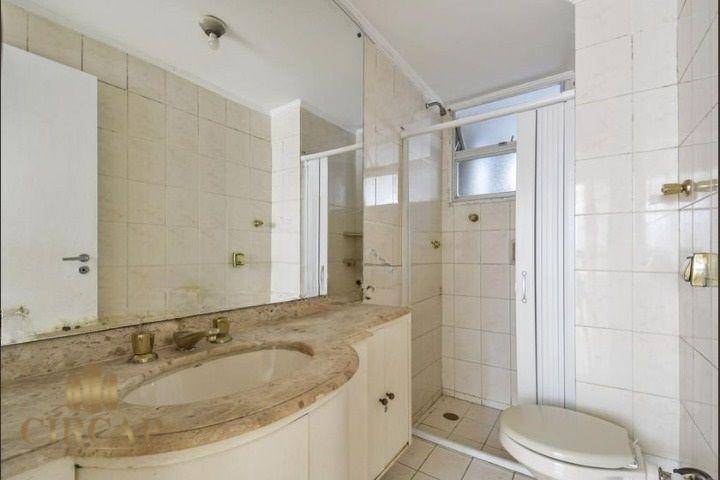 Apartamento à venda com 3 quartos, 135m² - Foto 10