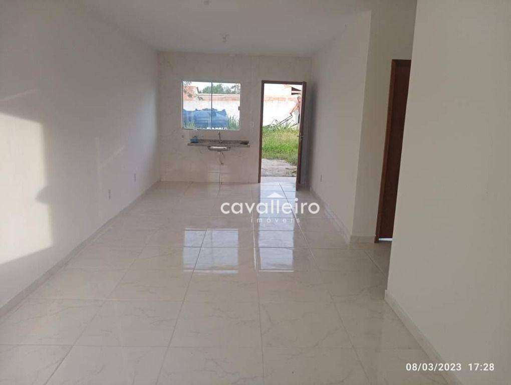 Casa à venda com 2 quartos, 70m² - Foto 7