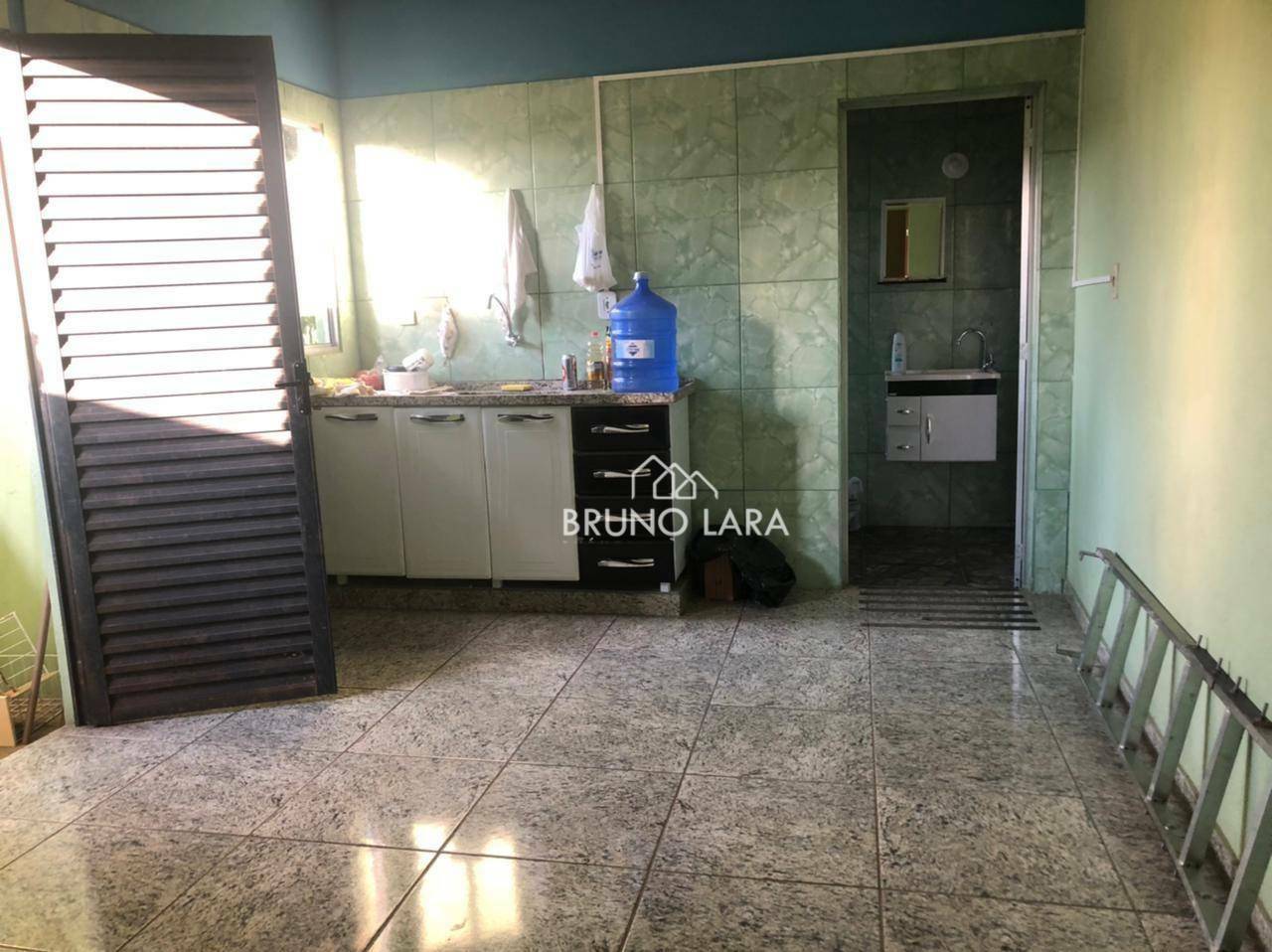 Casa à venda com 3 quartos, 120m² - Foto 3