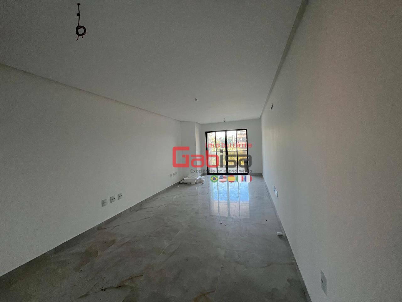 Apartamento à venda com 4 quartos, 163m² - Foto 2