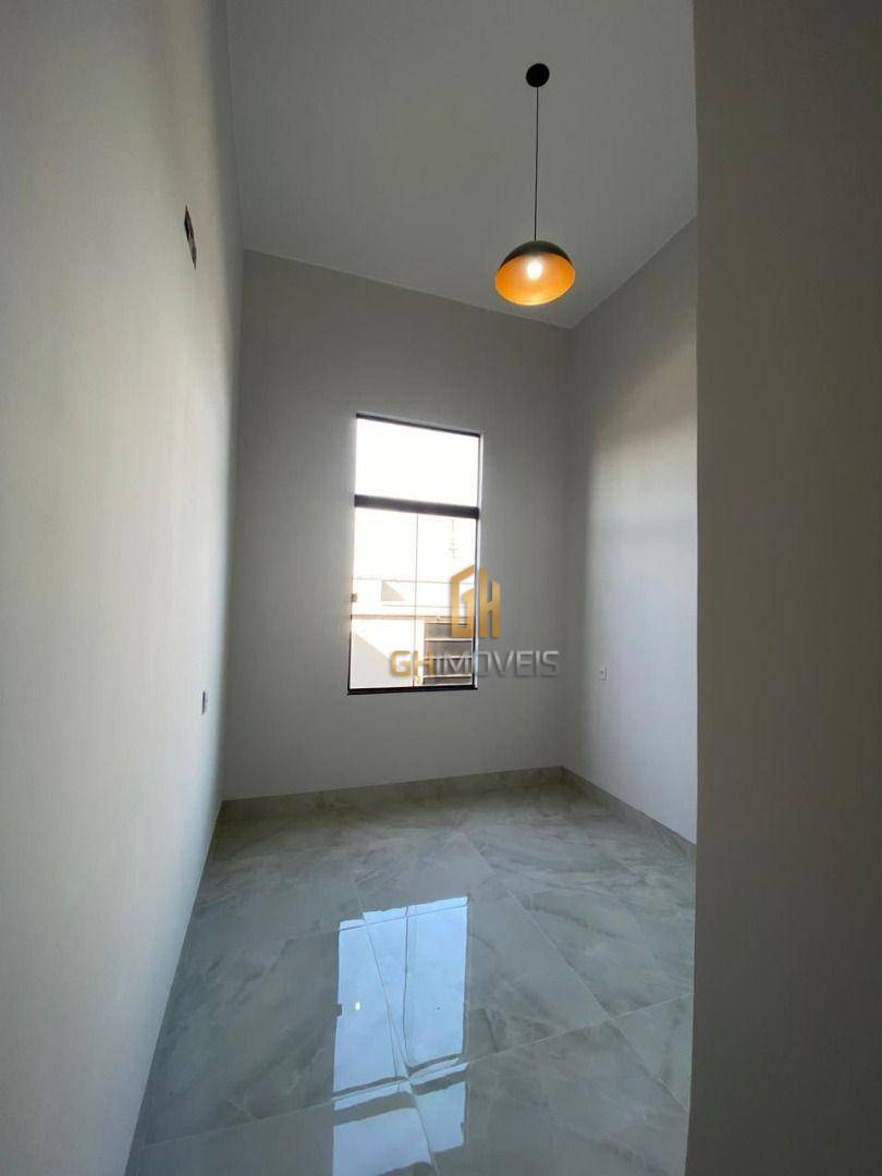 Casa à venda com 3 quartos, 102m² - Foto 4