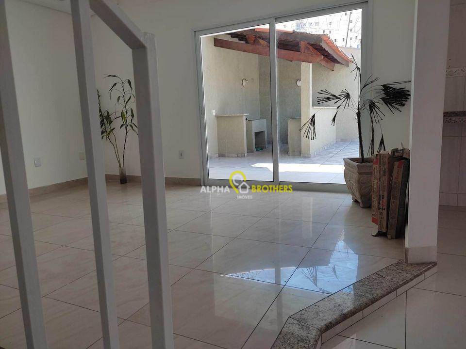 Casa à venda com 3 quartos, 300m² - Foto 4