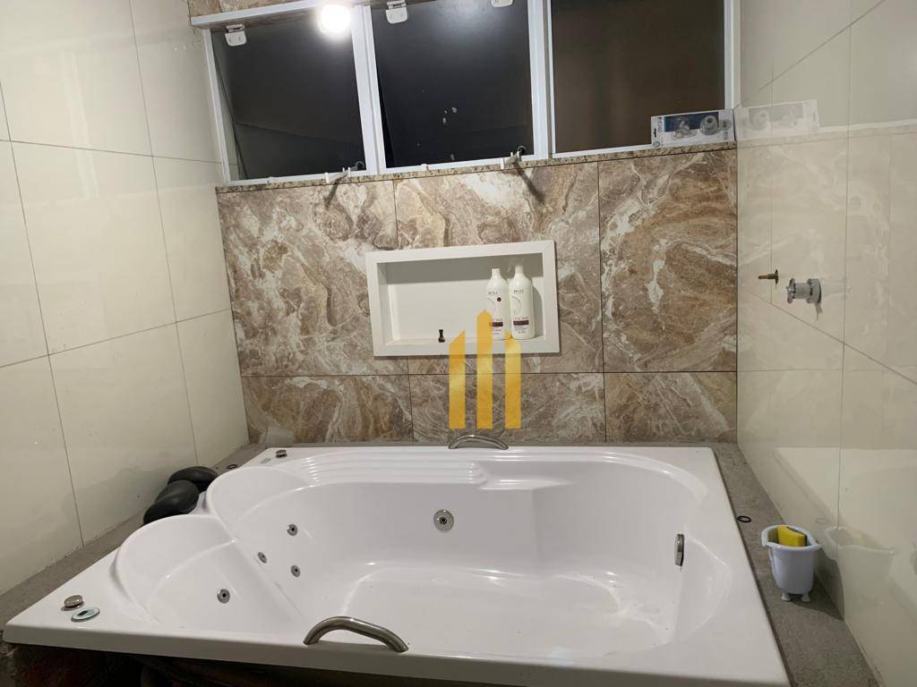 Sobrado à venda com 4 quartos, 375m² - Foto 14