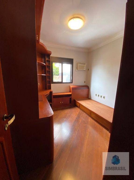 Apartamento à venda com 4 quartos, 238m² - Foto 21