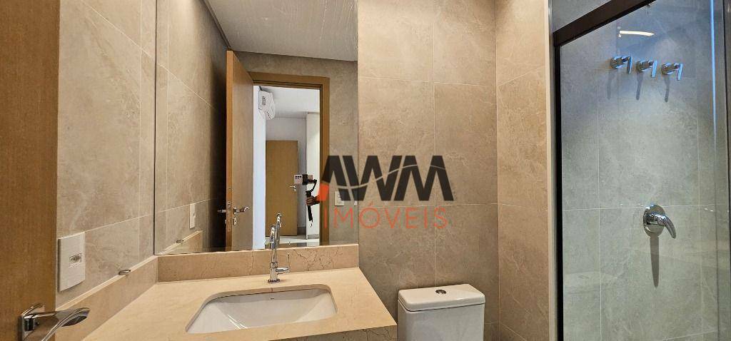 Apartamento à venda com 4 quartos, 227m² - Foto 18