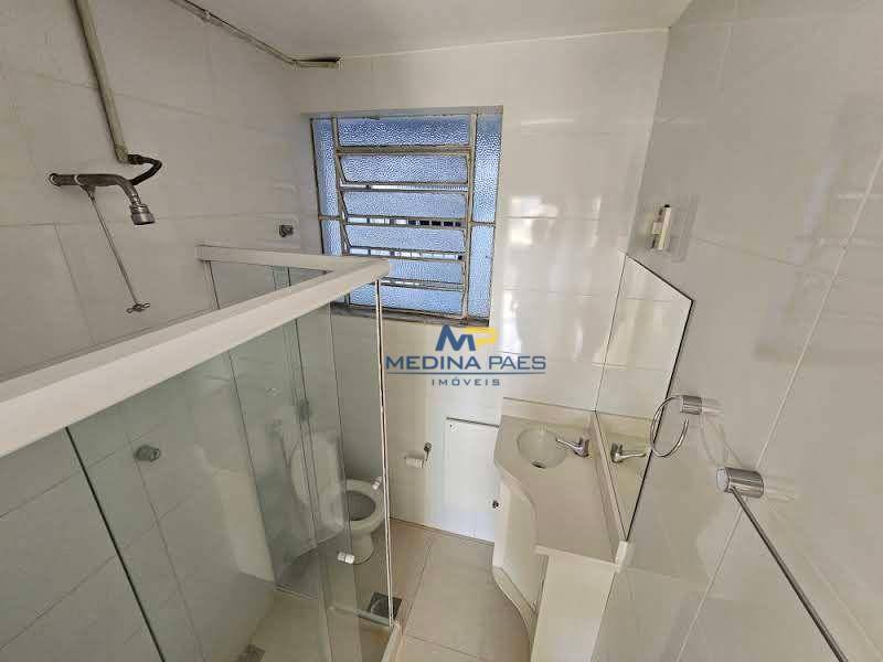 Apartamento à venda com 2 quartos, 70m² - Foto 16